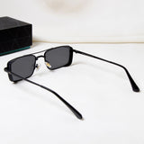 OPERA. Black Rectangle Sunglasses