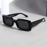 Victoria. Black Polarized Rectangle Sunglasses